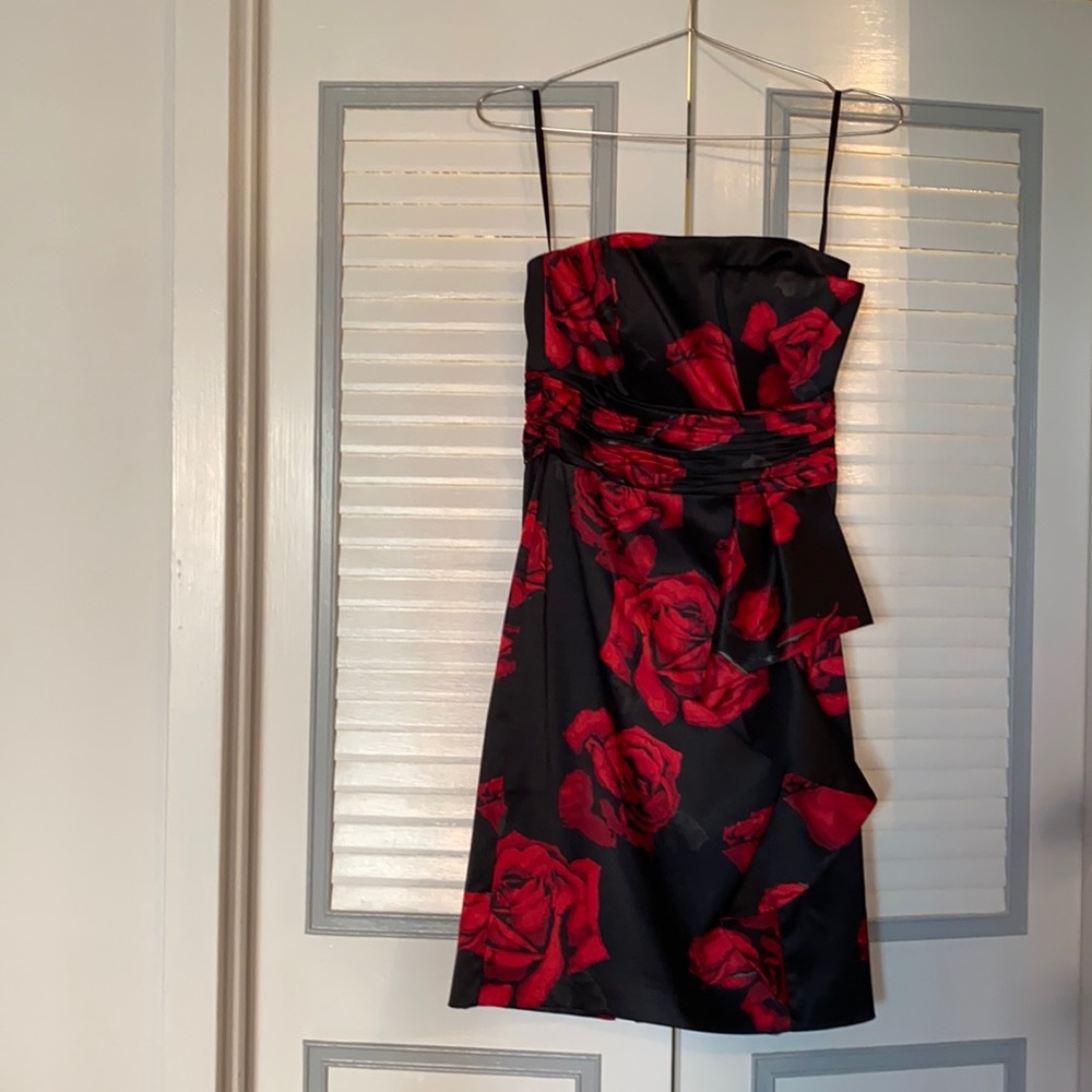 NWOT White House Black Market Cocktail Dress